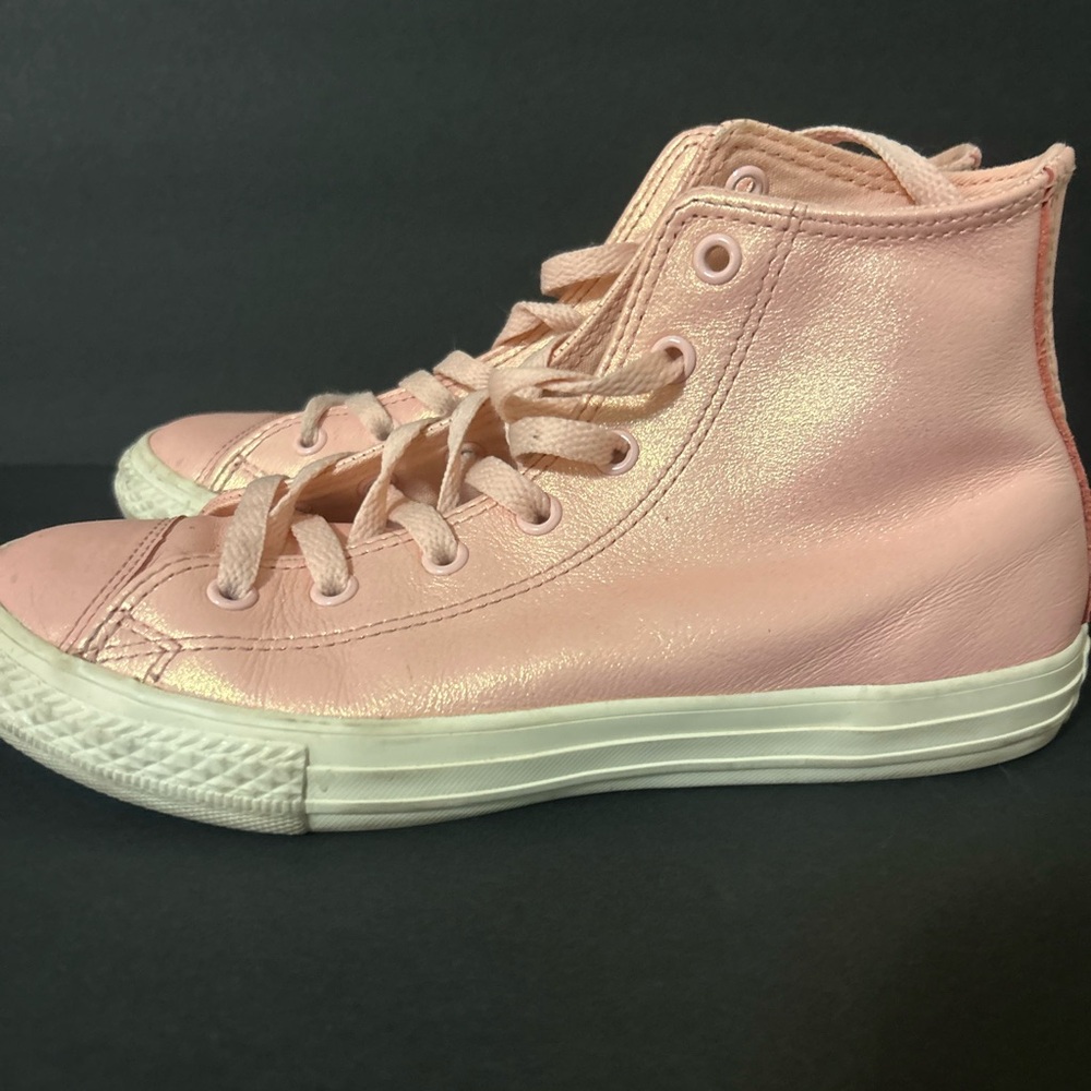 Converse Pink High-Top Sneakers Canvas Classic
